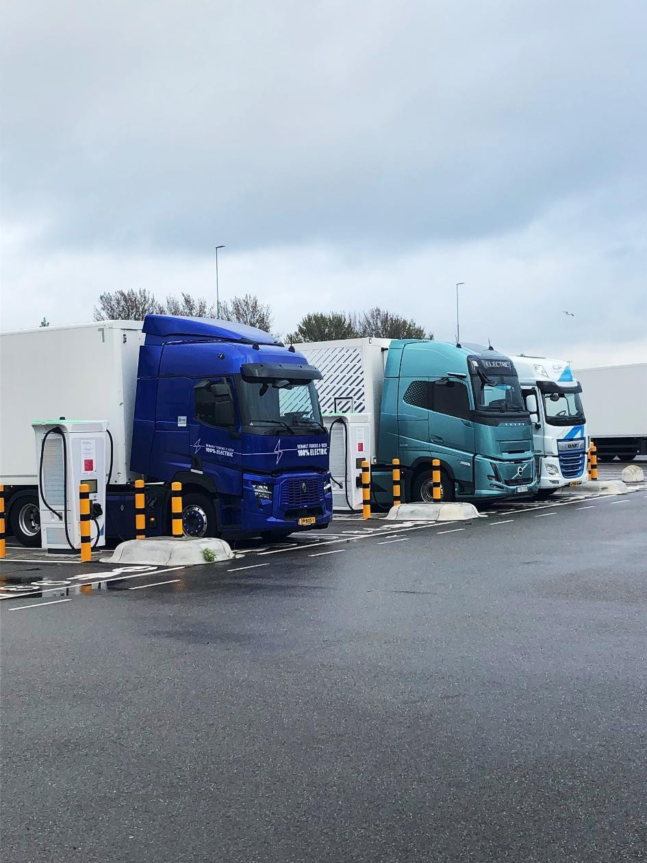 67863b7b71fcc093c9fdc133_Artikel elektrisch laden