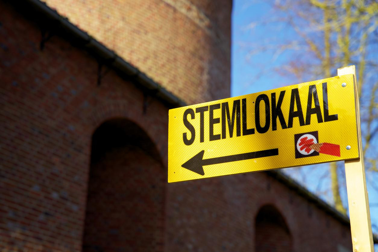 68f75439f9642c0854a9d37b_stemlokaal