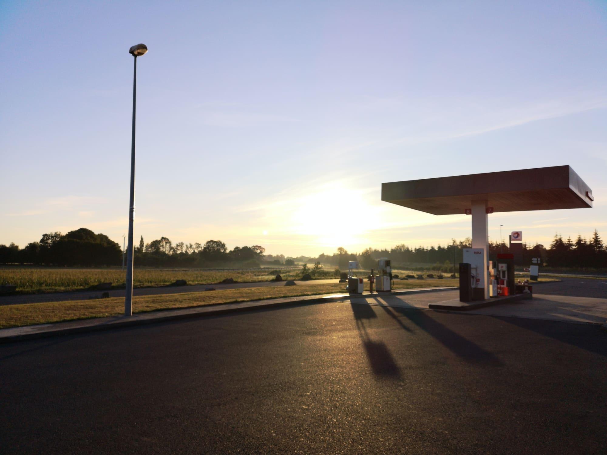 68b9a2ffc6f3895b2c49ba1b_tankstation - toekomst