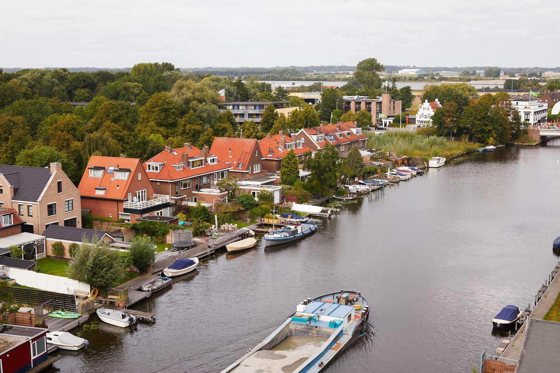 68761391da6c070f5ddf1cba_5d7f407ecb34e46dcca77d8d_water-web (1)