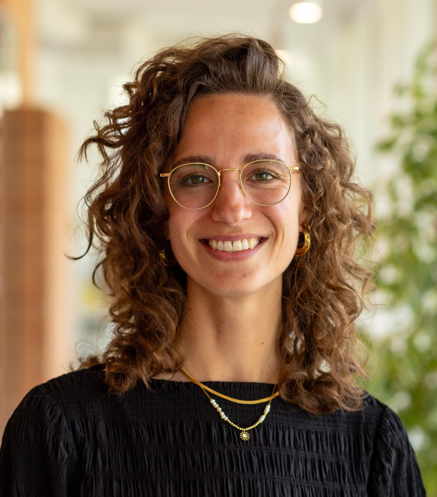 683432ee50eb711fe86073a5_Wies verkleind