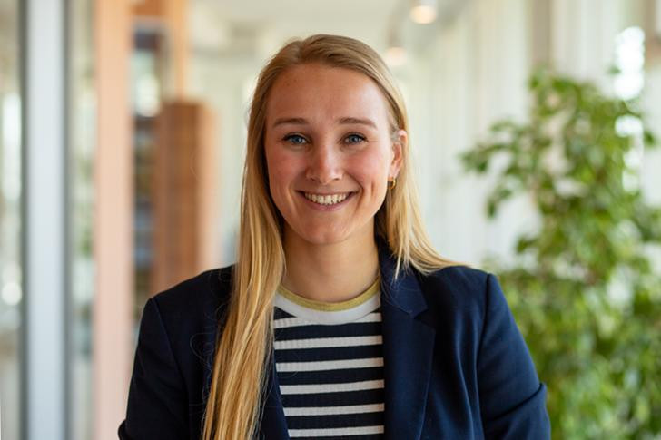 695b94b52feef1dfdaad4c75_Birgit-Henrich