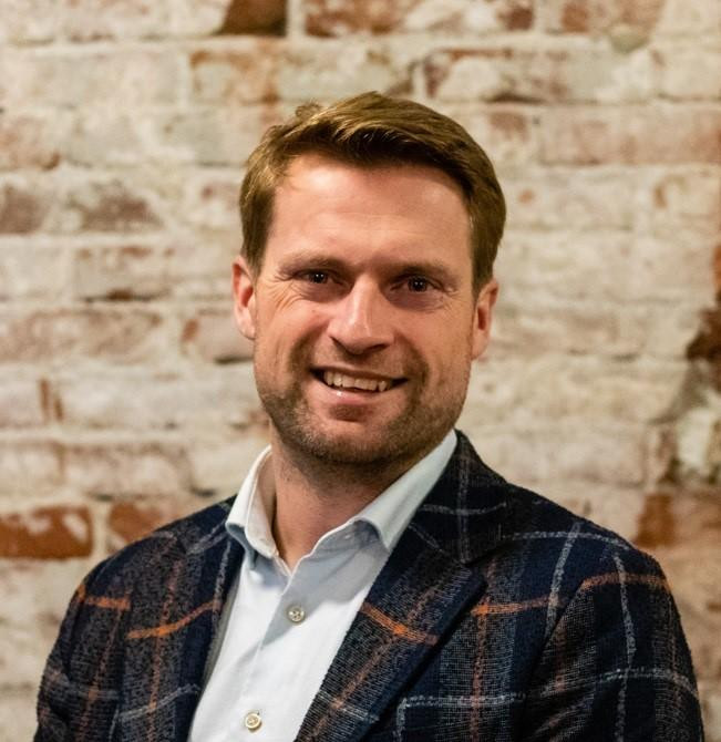 656dc50d1eda43a750281fe6_niek lemans