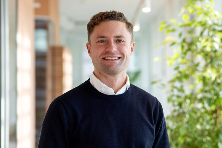 695b967f6f26916968881e61_Govert-v-Loon