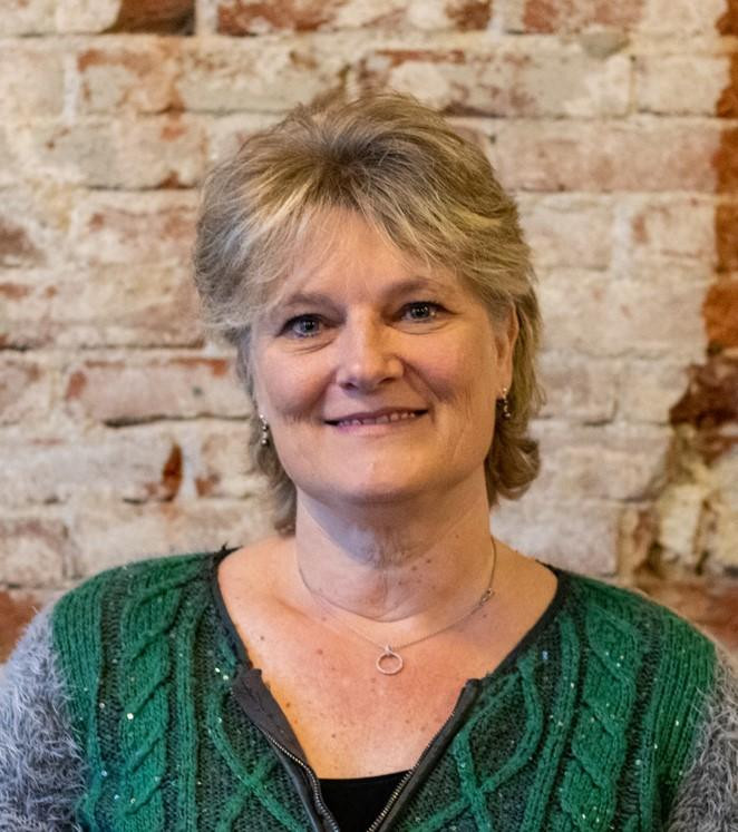 656ee194aab74a7d44aa8cb3_monique n