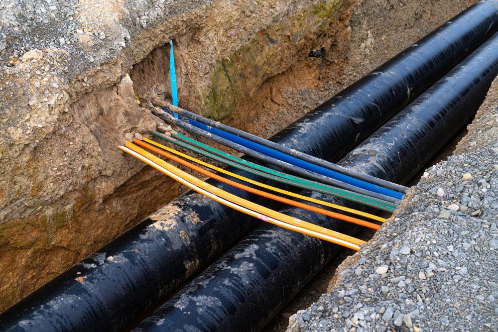 68b0503f0c697bdf1bbe63c7_het-elektriciteitsnet-uitbreiden-in-een-overvolle-stad