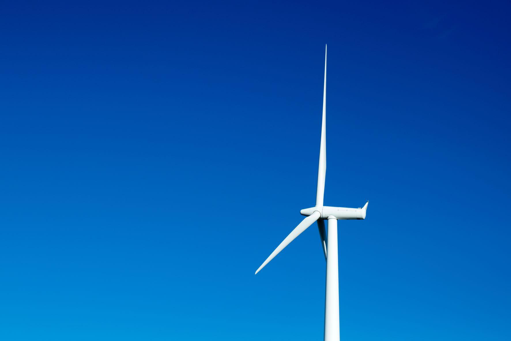 630f260670334c4675a35e5c_windmolen - windmolenpark - rotterdam - duurzame energie